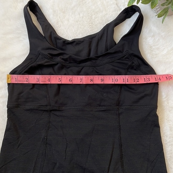 Lululemon black tank top - Picture 8 of 8